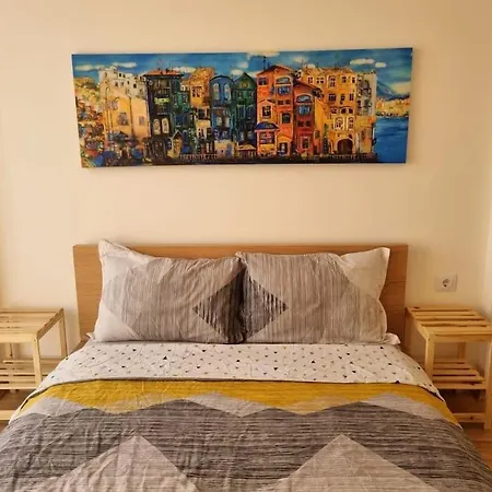 Comfy Close To Airport